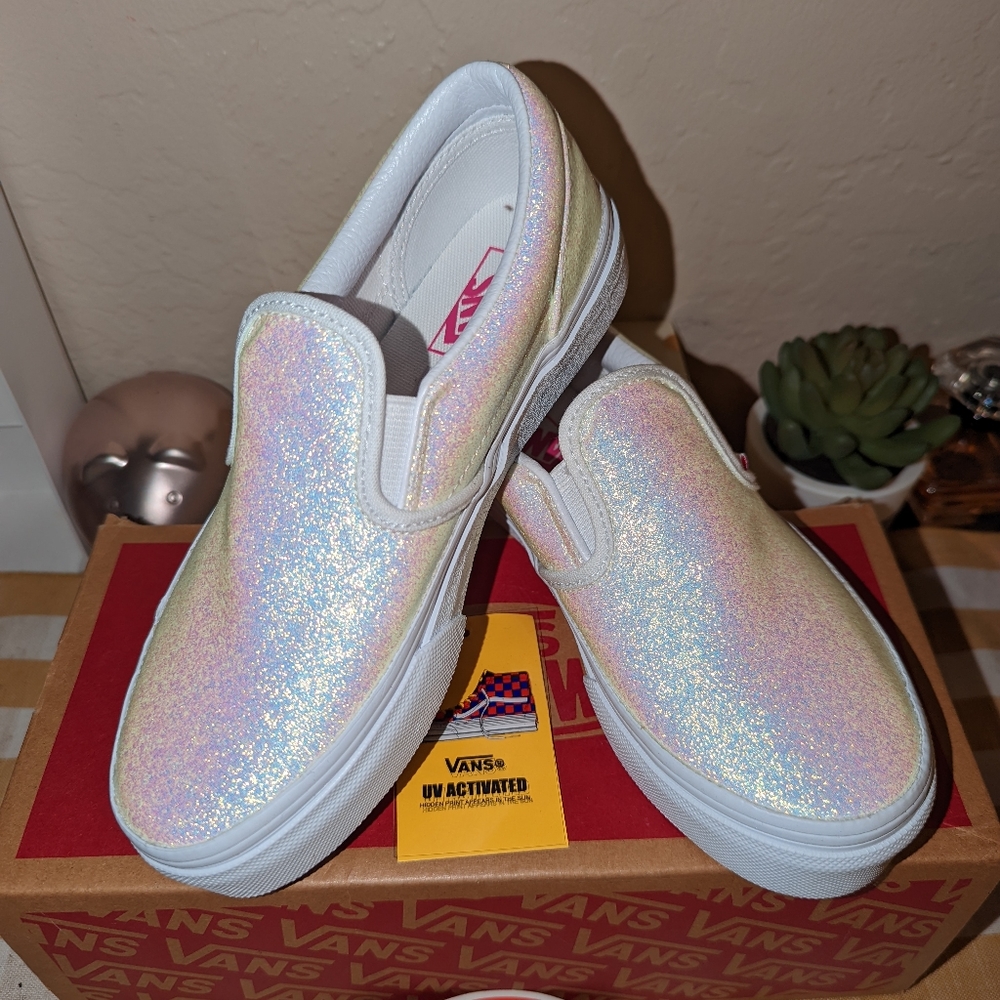 girls Slipp on VANS